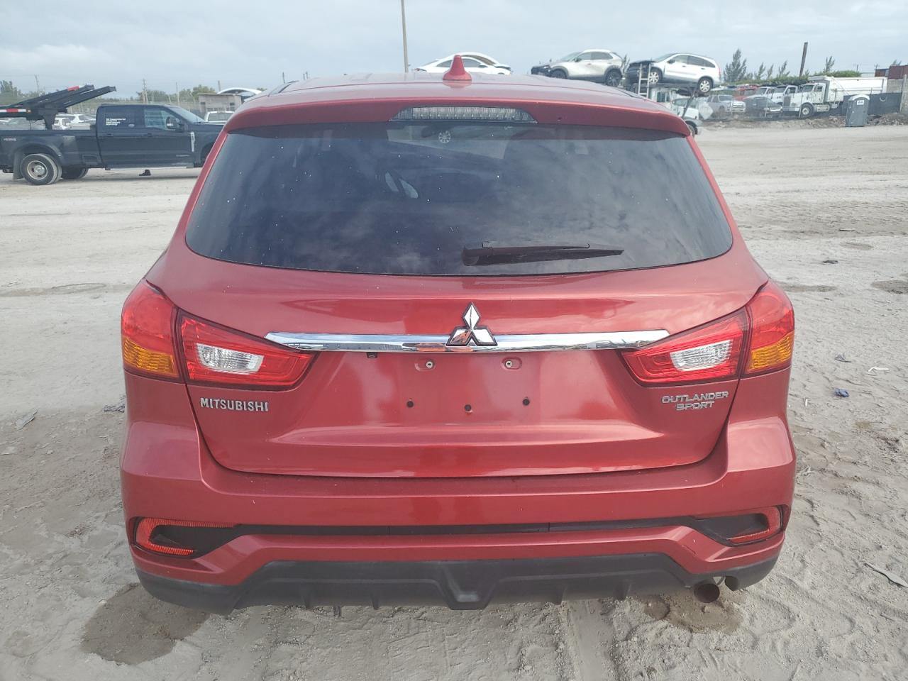 2018 Mitsubishi Outlander Sport Es VIN: JA4AP3AU9JU006760 Lot: 86280234