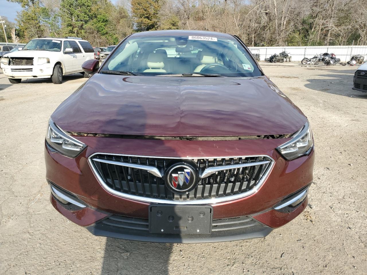 2019 Buick Regal Essence VIN: W04GP6SX1K1076292 Lot: 86063524