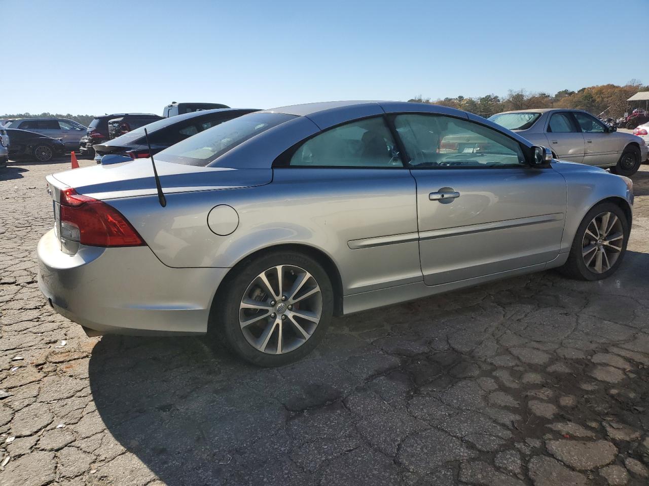 YV1672MC7BJ107107 2011 Volvo C70 T5