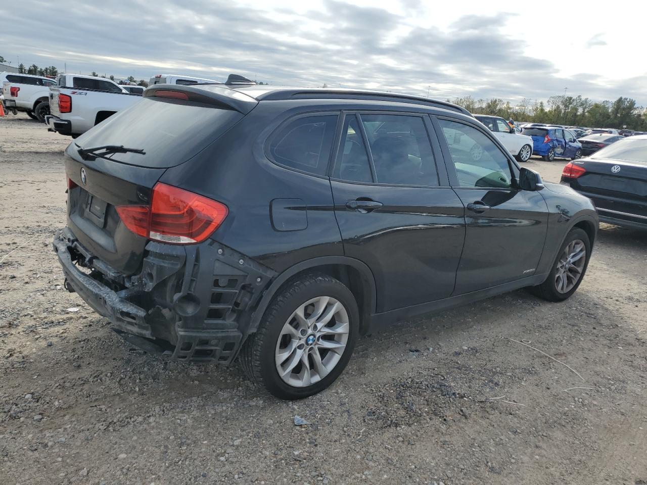 WBAVL1C51FVY29808 2015 BMW X1 xDrive28I