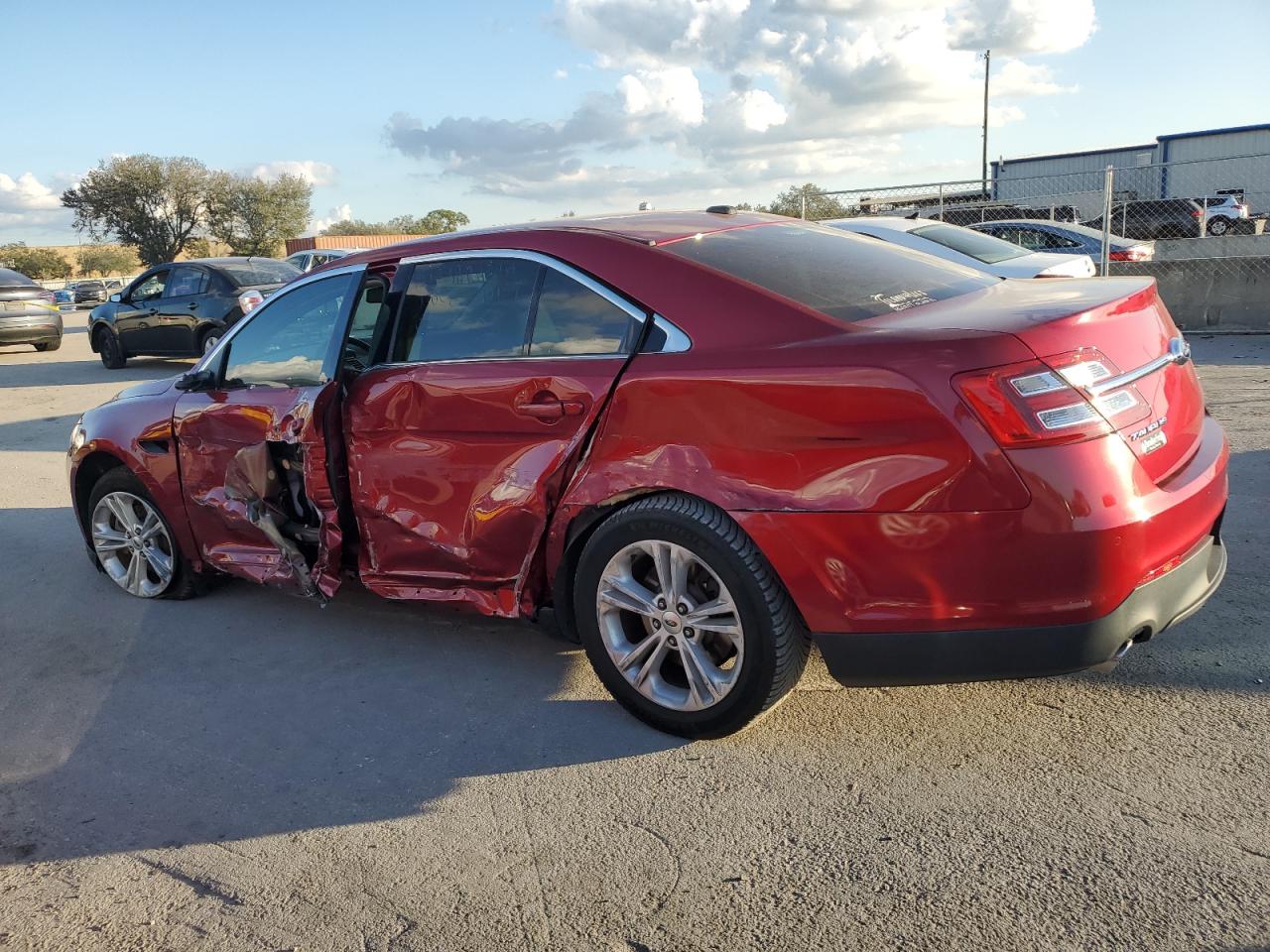 2014 Ford Taurus Sel VIN: 1FAHP2E83EG169734 Lot: 85517584