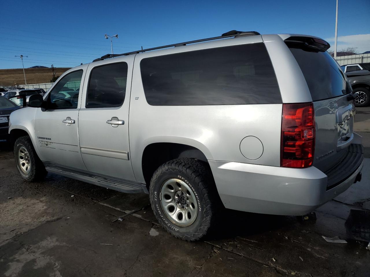 2013 Chevrolet Suburban K1500 Lt VIN: 1GNSKJE73DR176810 Lot: 86152224