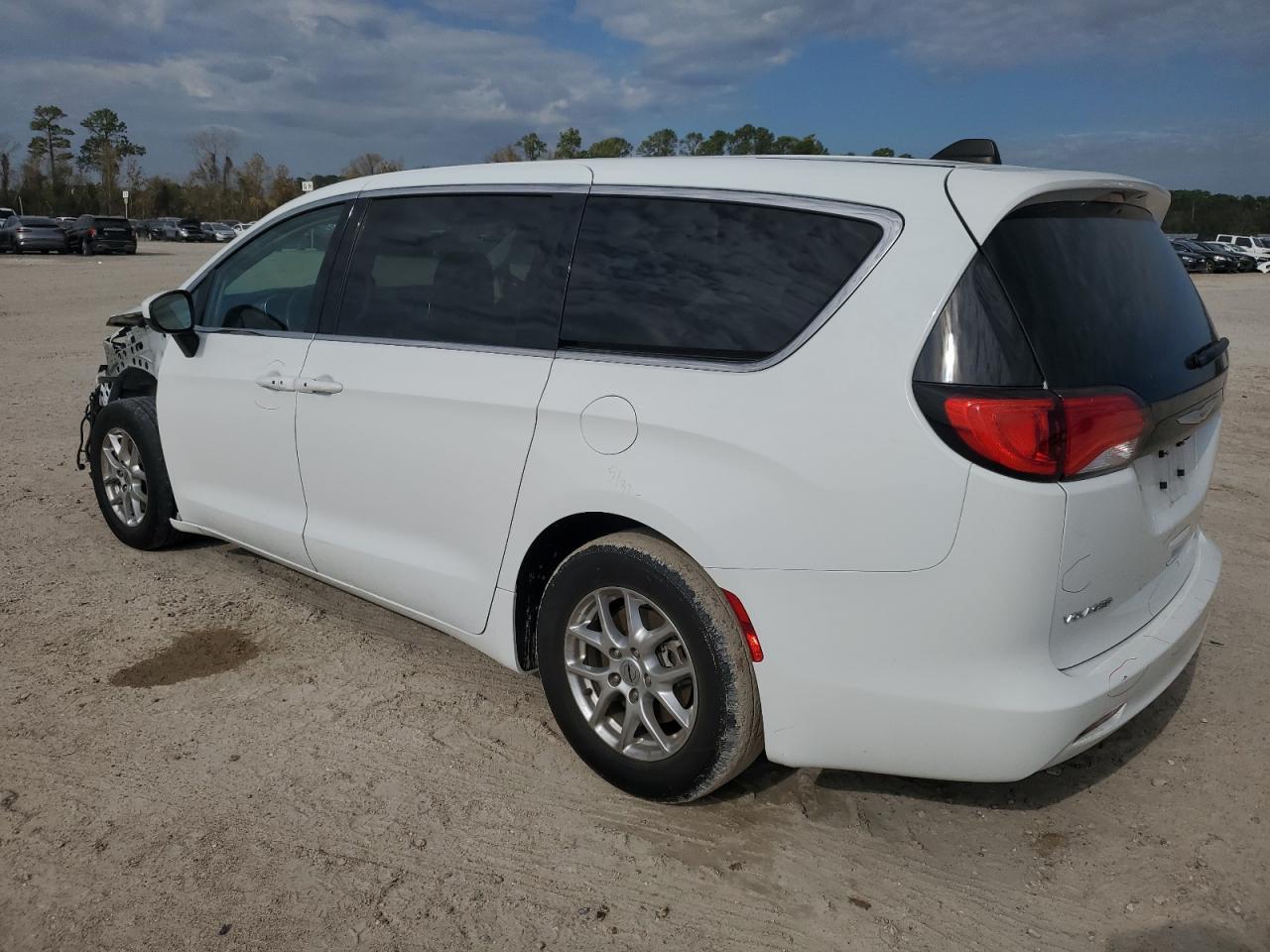 2022 Chrysler Voyager Lx VIN: 2C4RC1CG8NR160136 Lot: 85751734