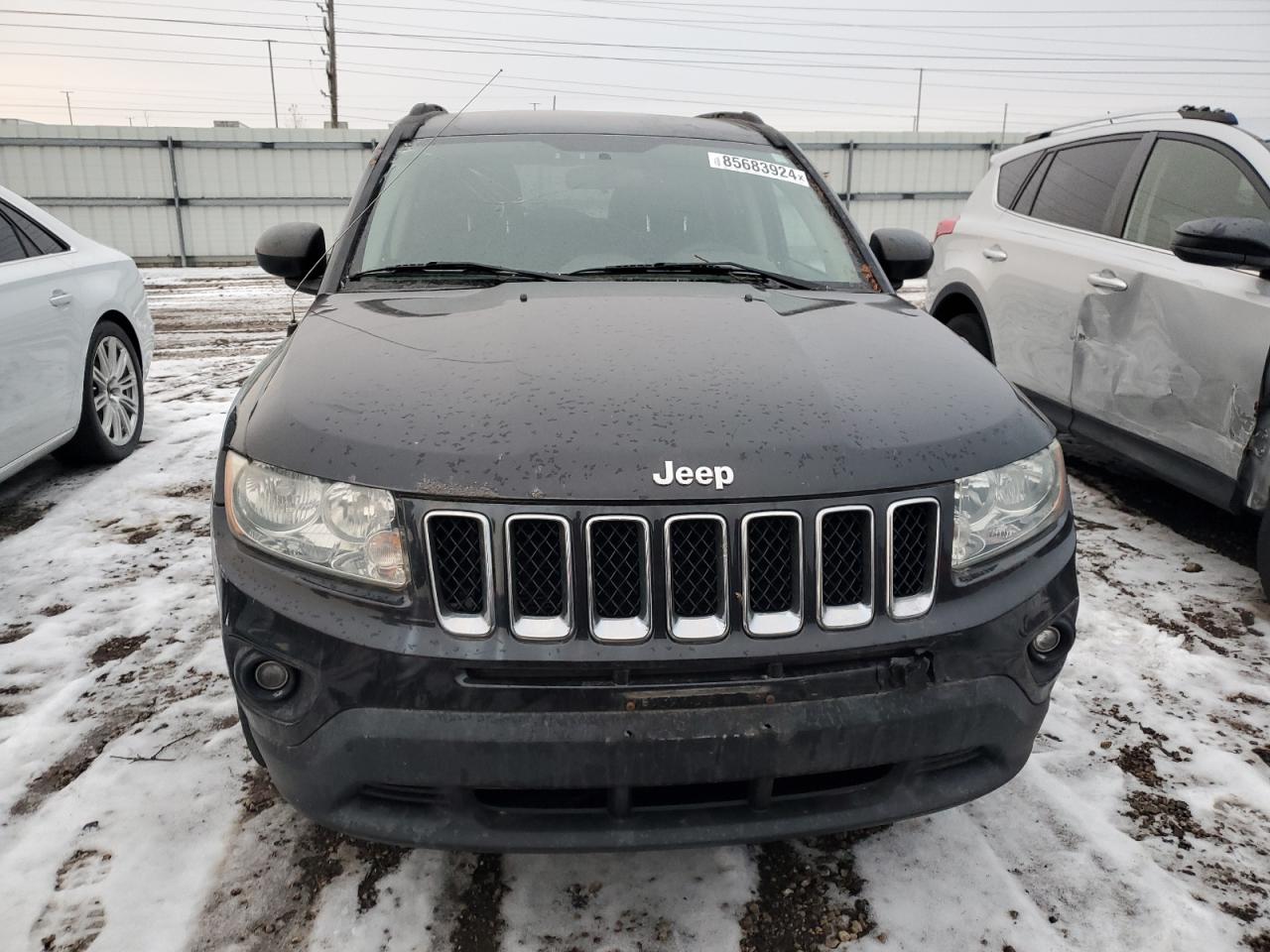 2011 Jeep Compass Sport VIN: 1J4NT1FB2BD208396 Lot: 85683924