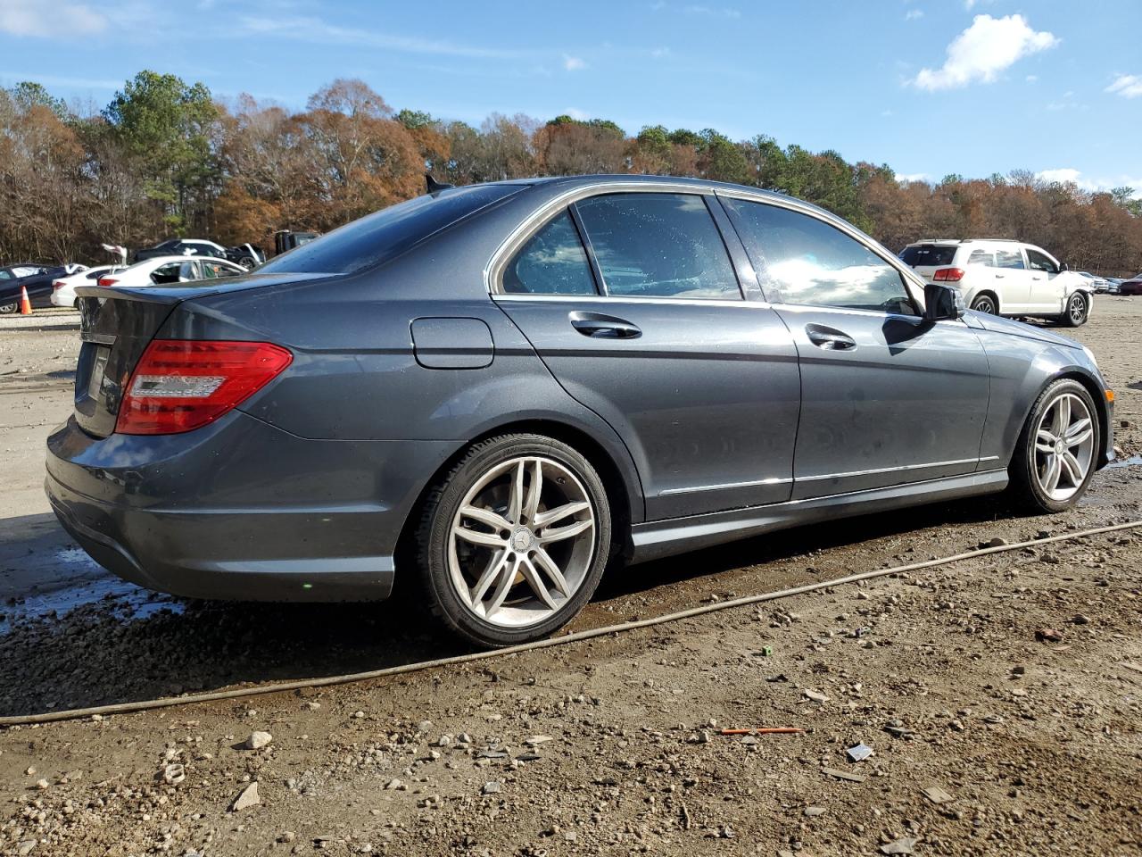 2013 Mercedes-Benz C 250 VIN: WDDGF4HB3DR261916 Lot: 85567444