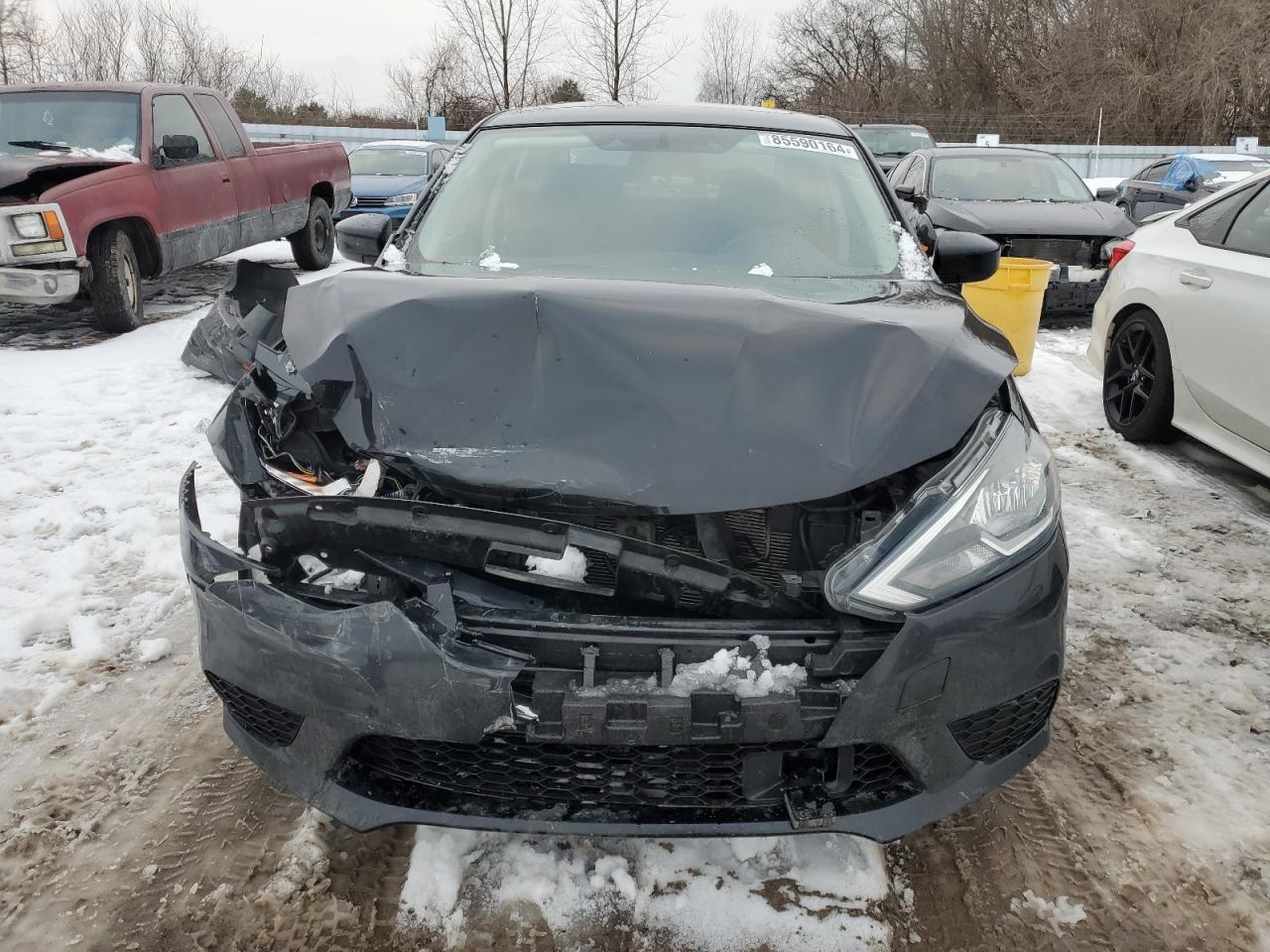 3N1AB7AP7JY323653 2018 Nissan Sentra S