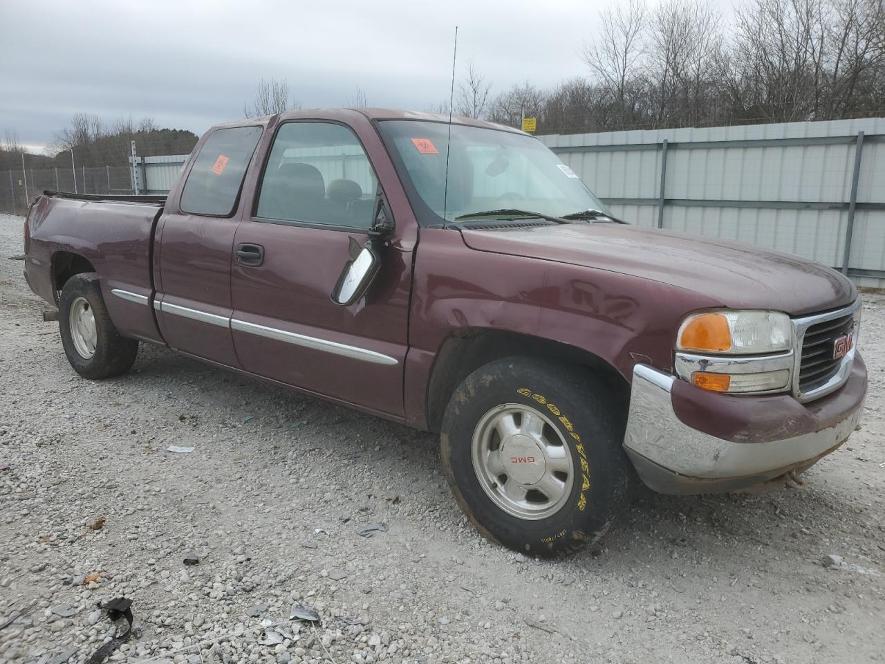 2002 GMC New Sierra C1500 VIN: 2GTEC19V121363108 Lot: 86284134