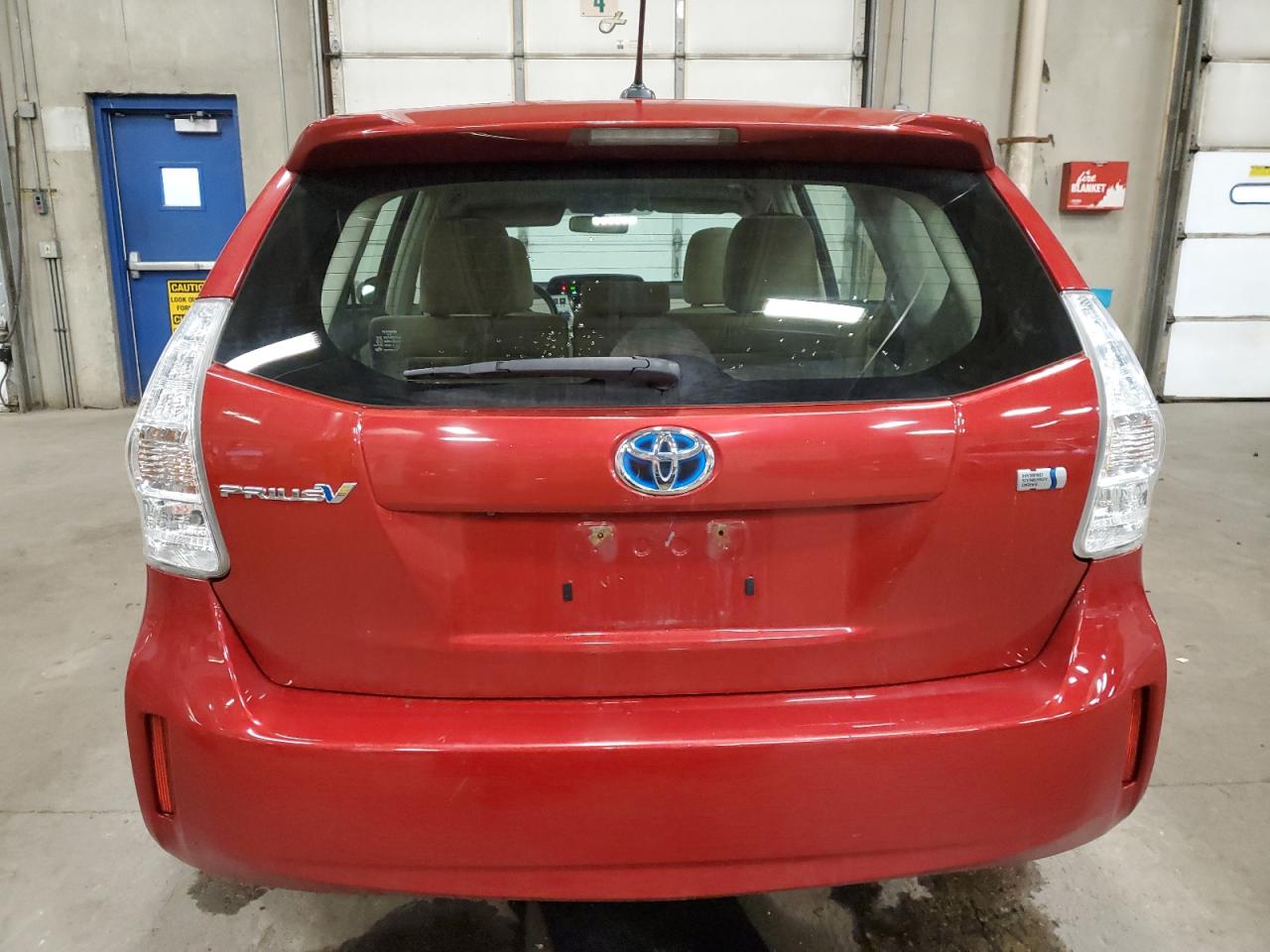 JTDZN3EU8E3293092 2014 Toyota Prius V