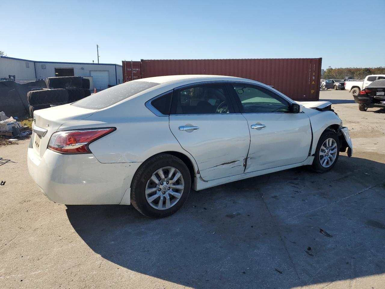 1N4AL3AP1FN330823 2015 Nissan Altima 2.5