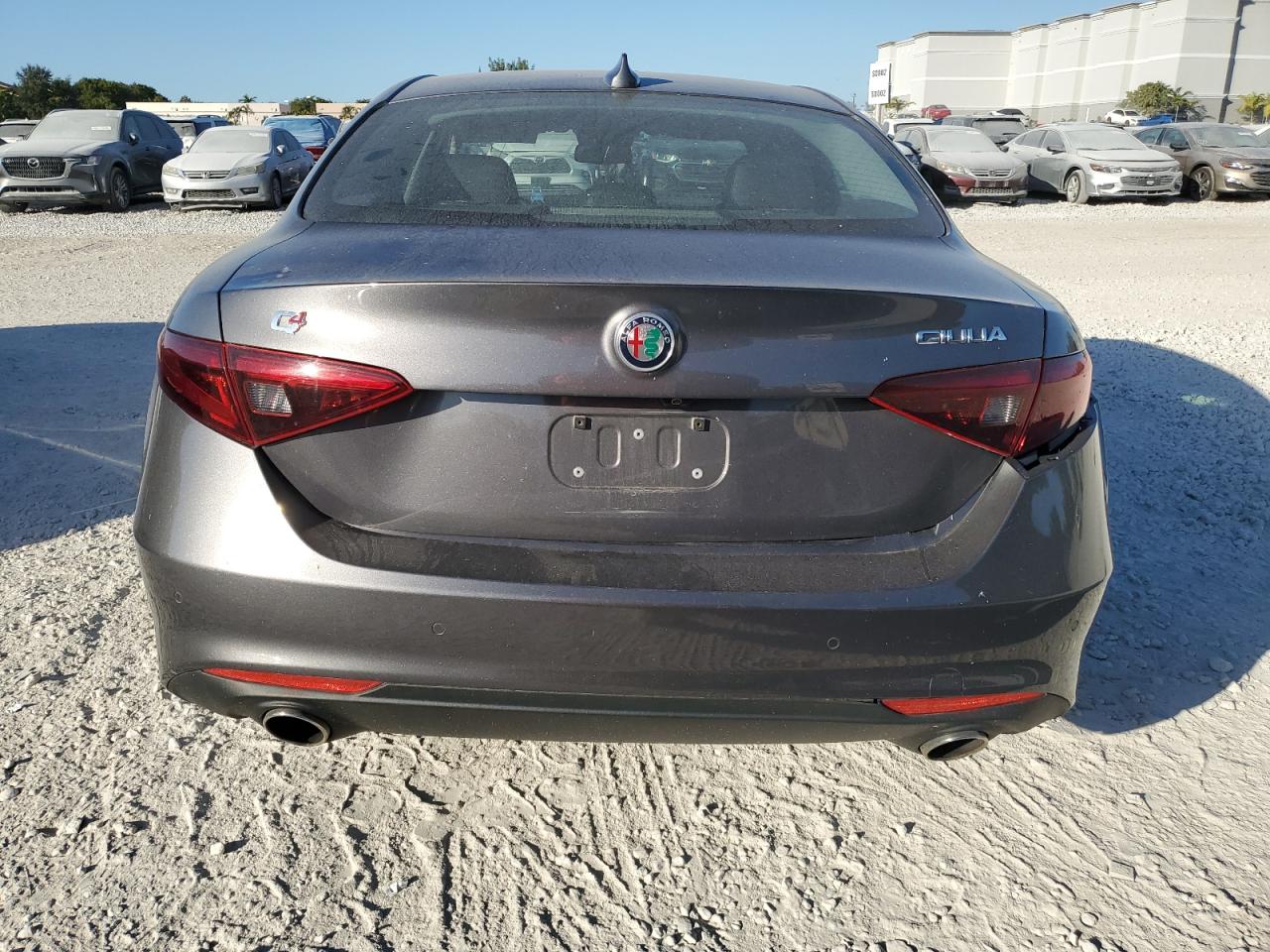 ZARFAEEN6H7533102 2017 Alfa Romeo Giulia Ti Q4