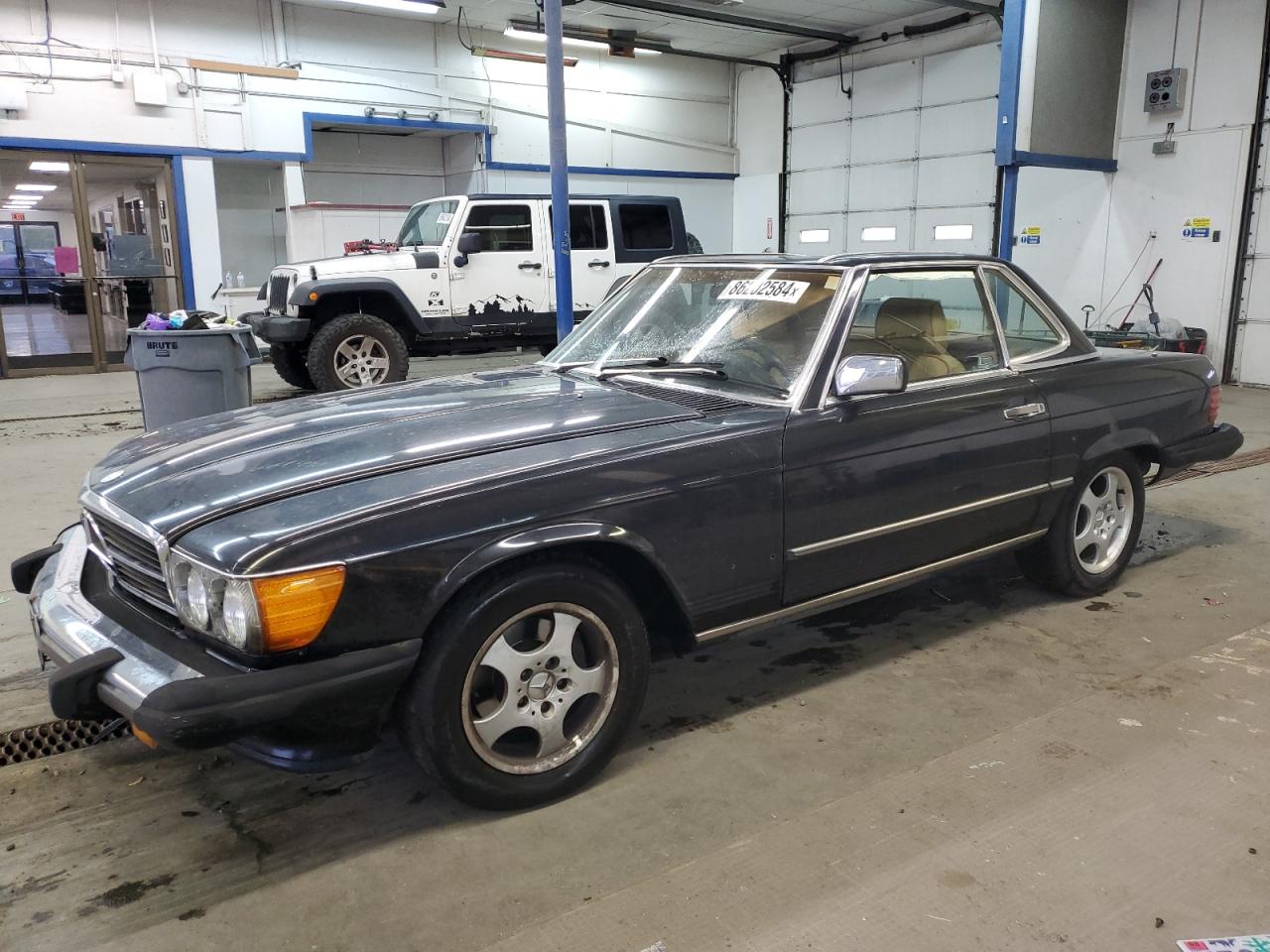 1988 Mercedes-Benz 560 Sl VIN: WDBBA48D0JA081290 Lot: 86202584