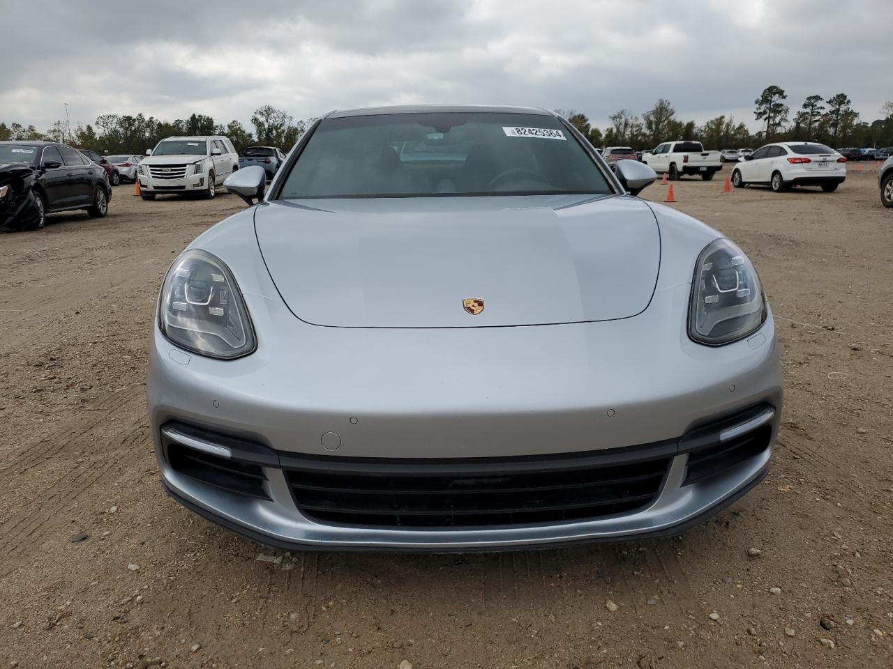 WP0AA2A75JL103438 2018 Porsche Panamera 4