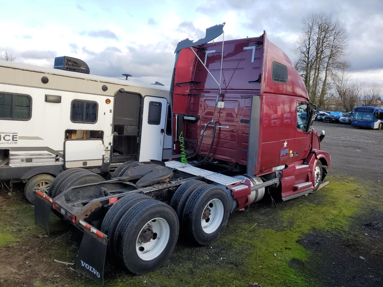 4V4NC9EH6DN132449 2013 Volvo Vn Vnl