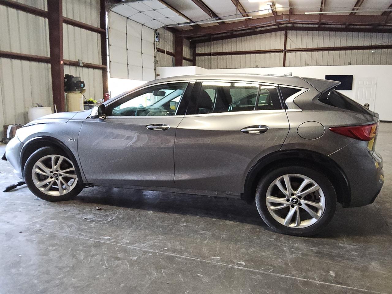 2017 Infiniti Qx30 Base VIN: SJKCH5CP2HA023598 Lot: 83319314