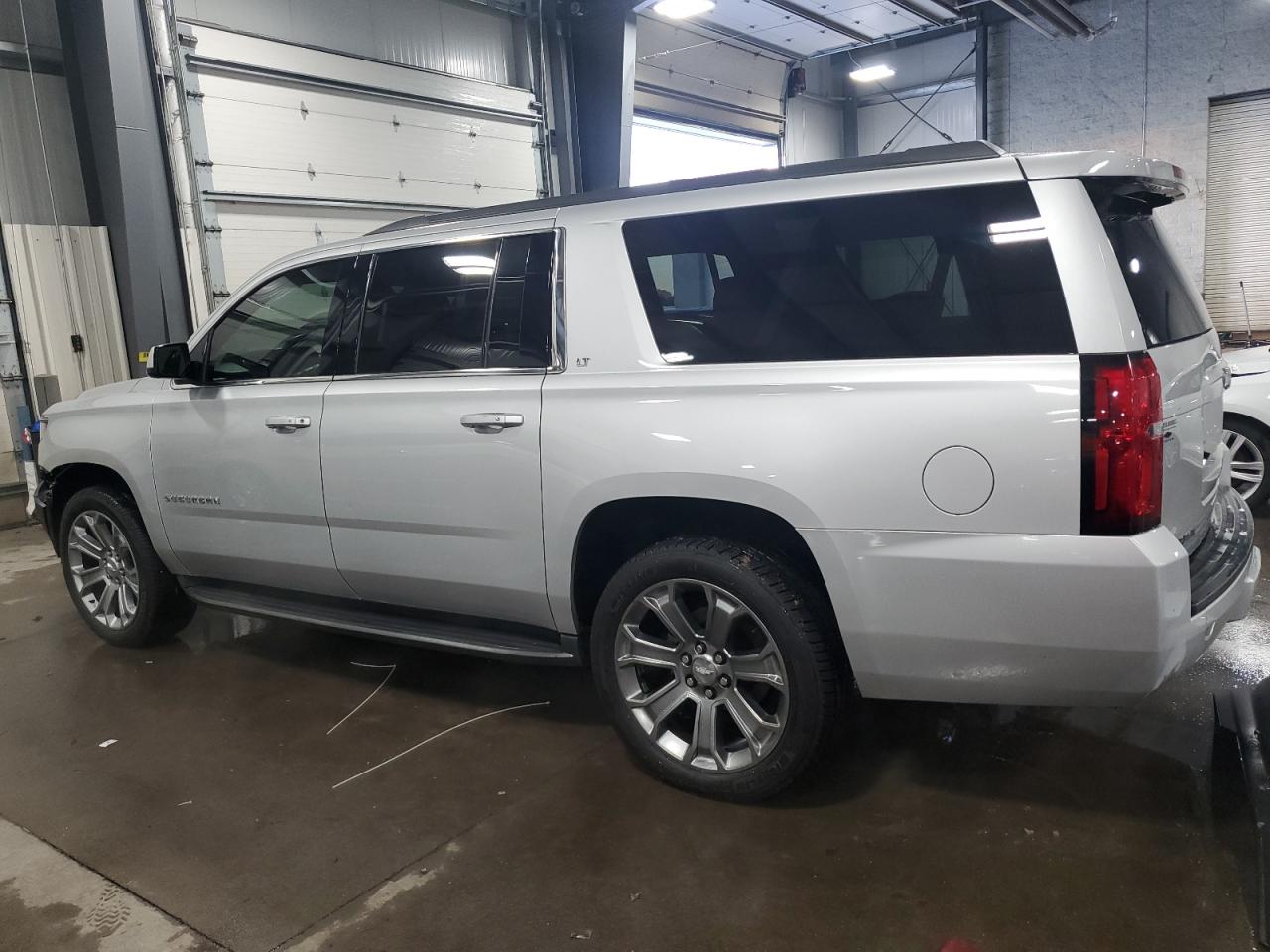 2015 Chevrolet Suburban K1500 Lt VIN: 1GNSKJKC7FR740897 Lot: 85825354