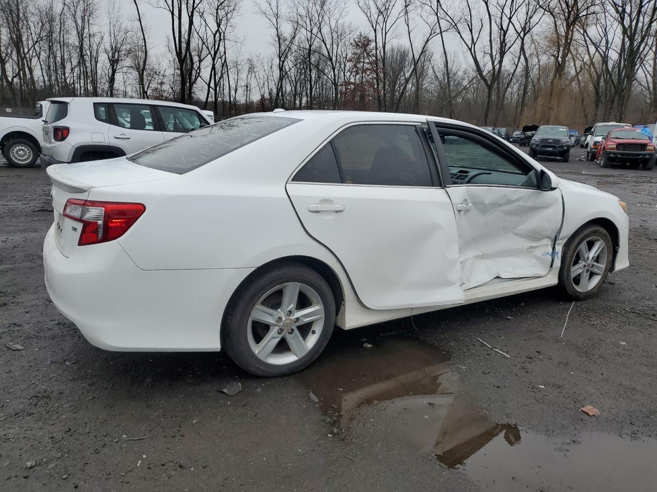 4T1BF1FK2CU539086 2012 Toyota Camry Base