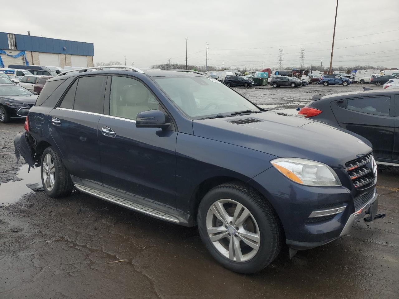 2015 Mercedes-Benz Ml 350 4Matic VIN: 4JGDA5HB5FA519240 Lot: 83968524