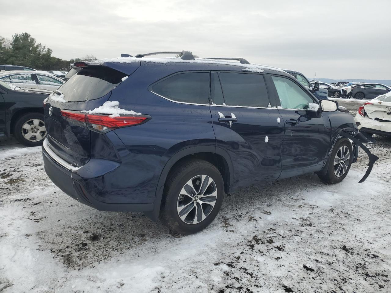 2022 Toyota Highlander Xle VIN: 5TDHZRBH8NS229434 Lot: 86001074