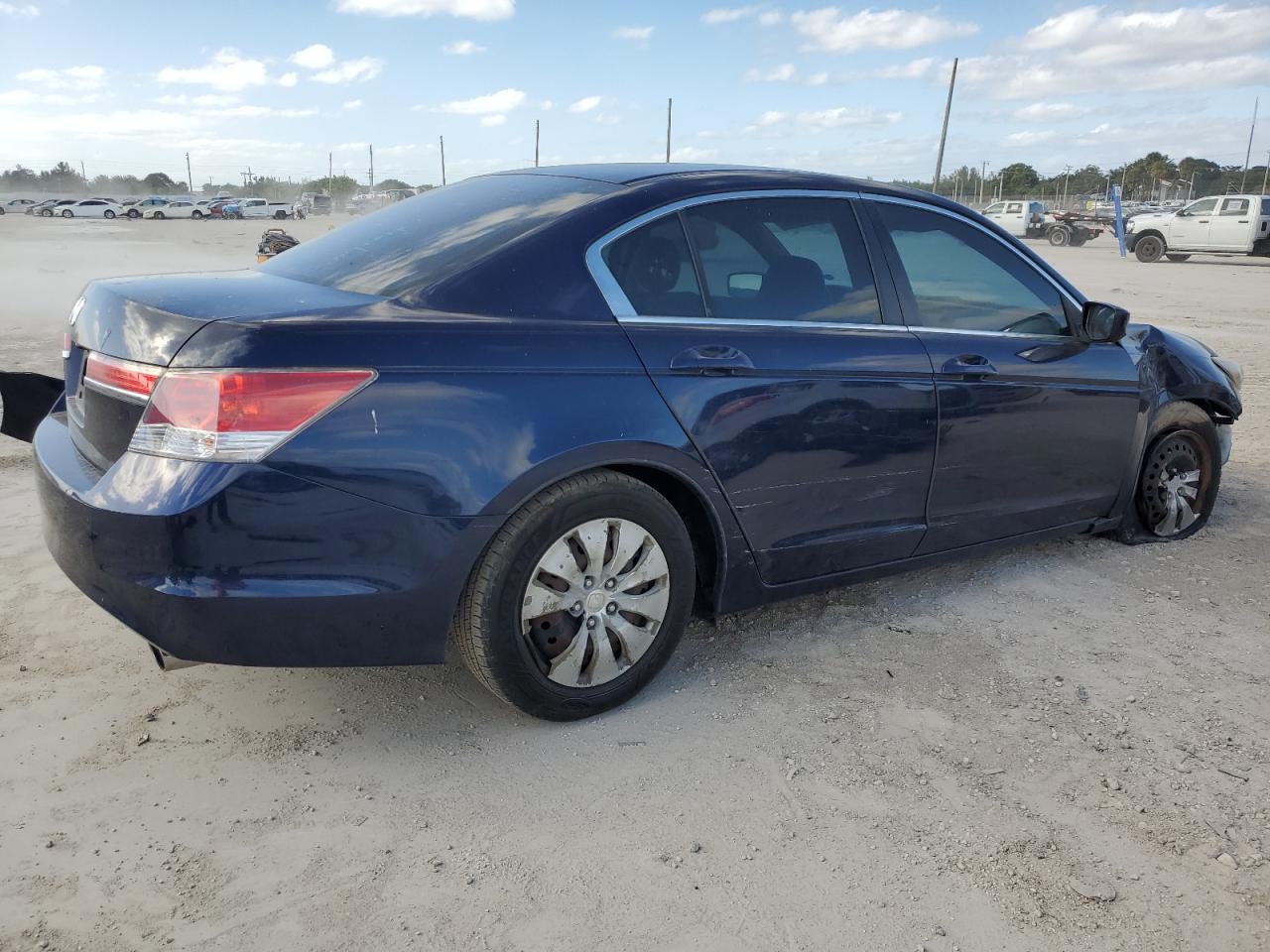 2011 Honda Accord Lx VIN: 1HGCP2F39BA083254 Lot: 84657864