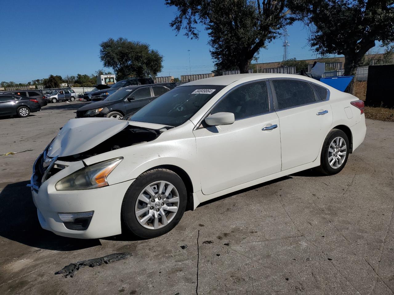 1N4AL3AP1FN330823 2015 Nissan Altima 2.5