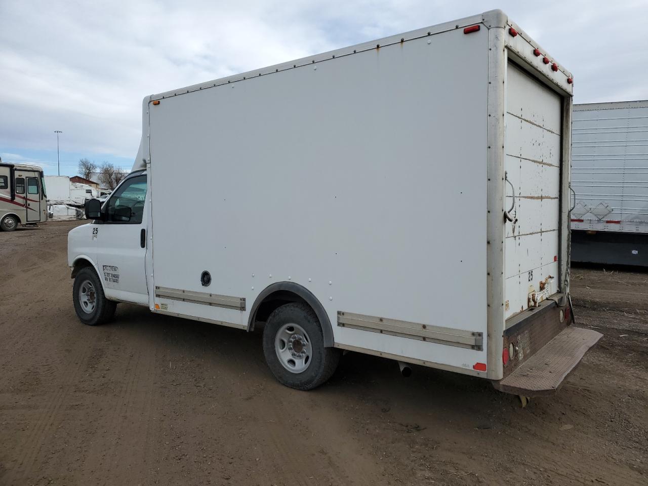 2011 Chevrolet Express G3500 VIN: 1GB0G2CG4B1134401 Lot: 84702784