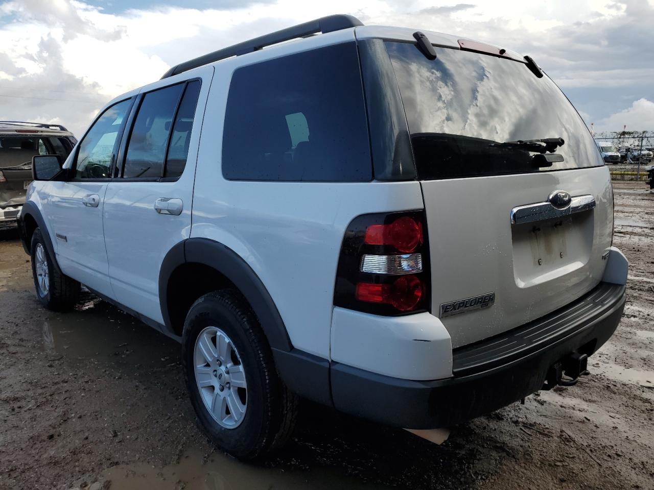 1FMEU63E57UA84965 2007 Ford Explorer Xlt