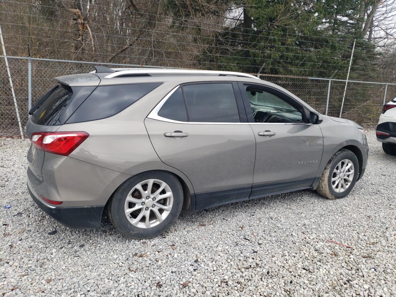 3GNAXUEV3KS554230 2019 Chevrolet Equinox Lt