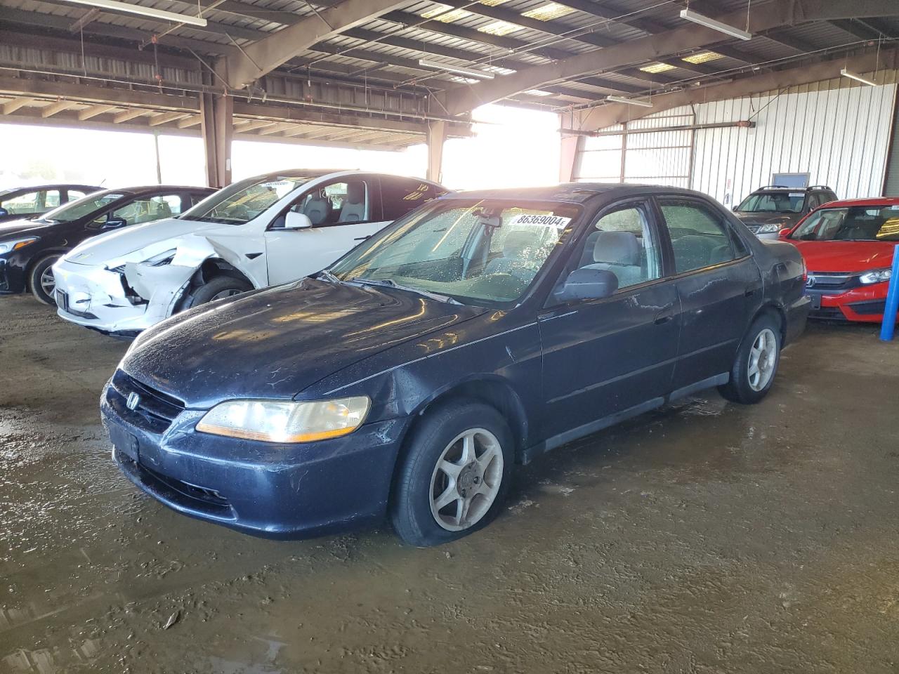 1999 Honda Accord Dx VIN: 1HGCF8645XA077957 Lot: 86369004