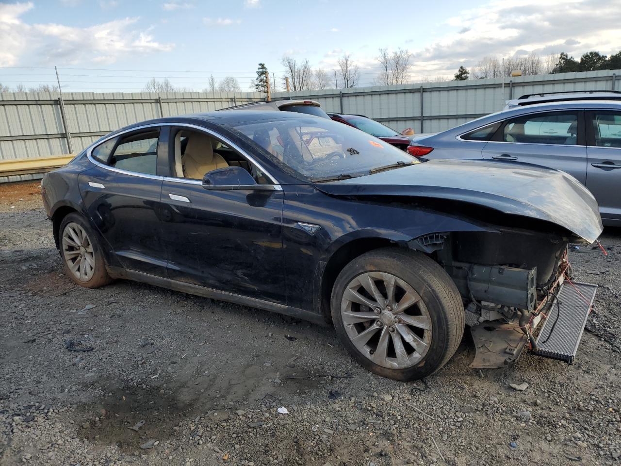 5YJSA1CN8DFP22472 2013 Tesla Model S