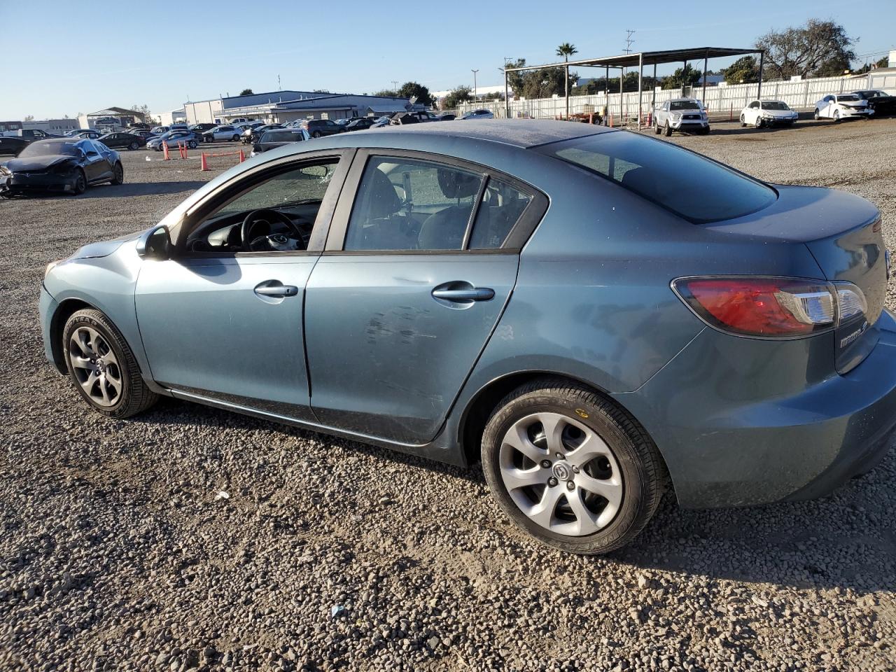 2011 Mazda 3 I VIN: JM1BL1UG6B1394033 Lot: 85336724