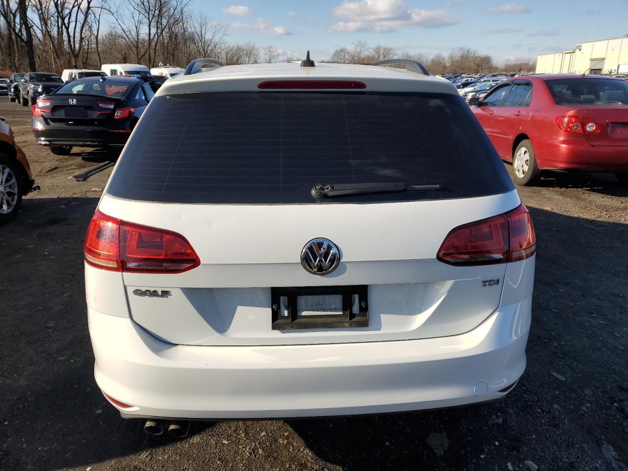 3VWFA7AU0FM506805 2015 Volkswagen Golf Sportwagen Tdi S