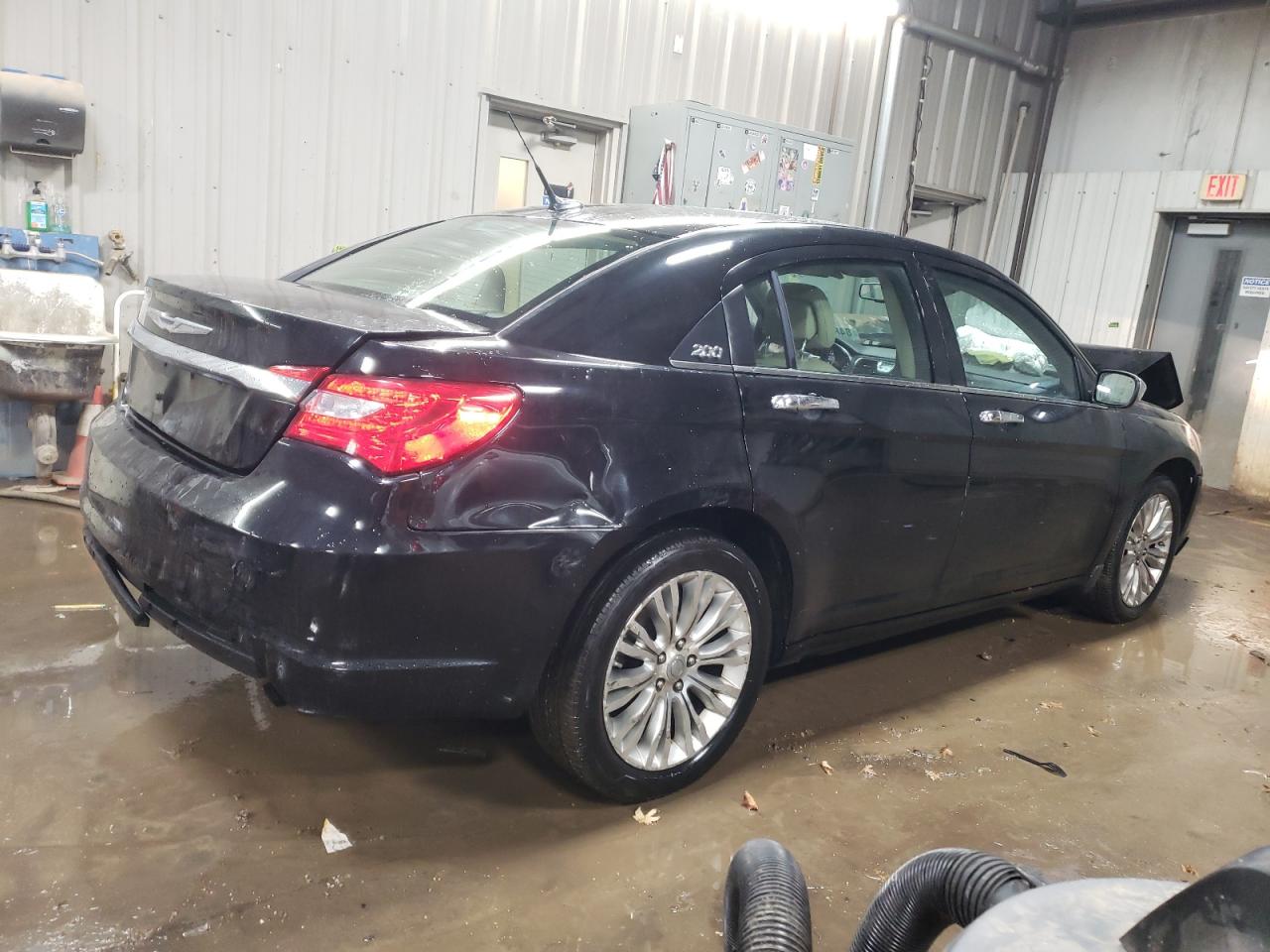 2011 Chrysler 200 Limited VIN: 1C3BC2FB3BN582951 Lot: 84861544