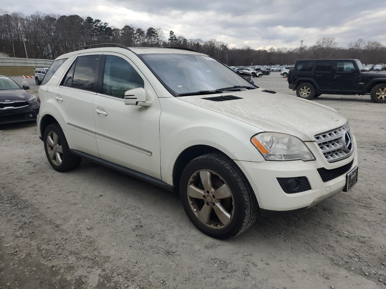 2011 Mercedes-Benz Ml 350 4Matic VIN: 4JGBB8GB2BA743664 Lot: 85929334