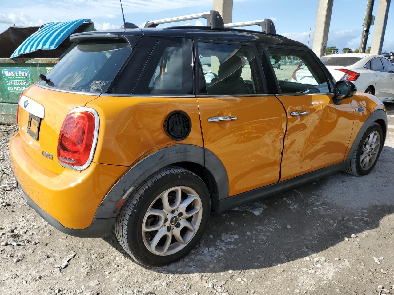 2015 Mini Cooper VIN: WMWXS5C53FT831896 Lot: 84187294