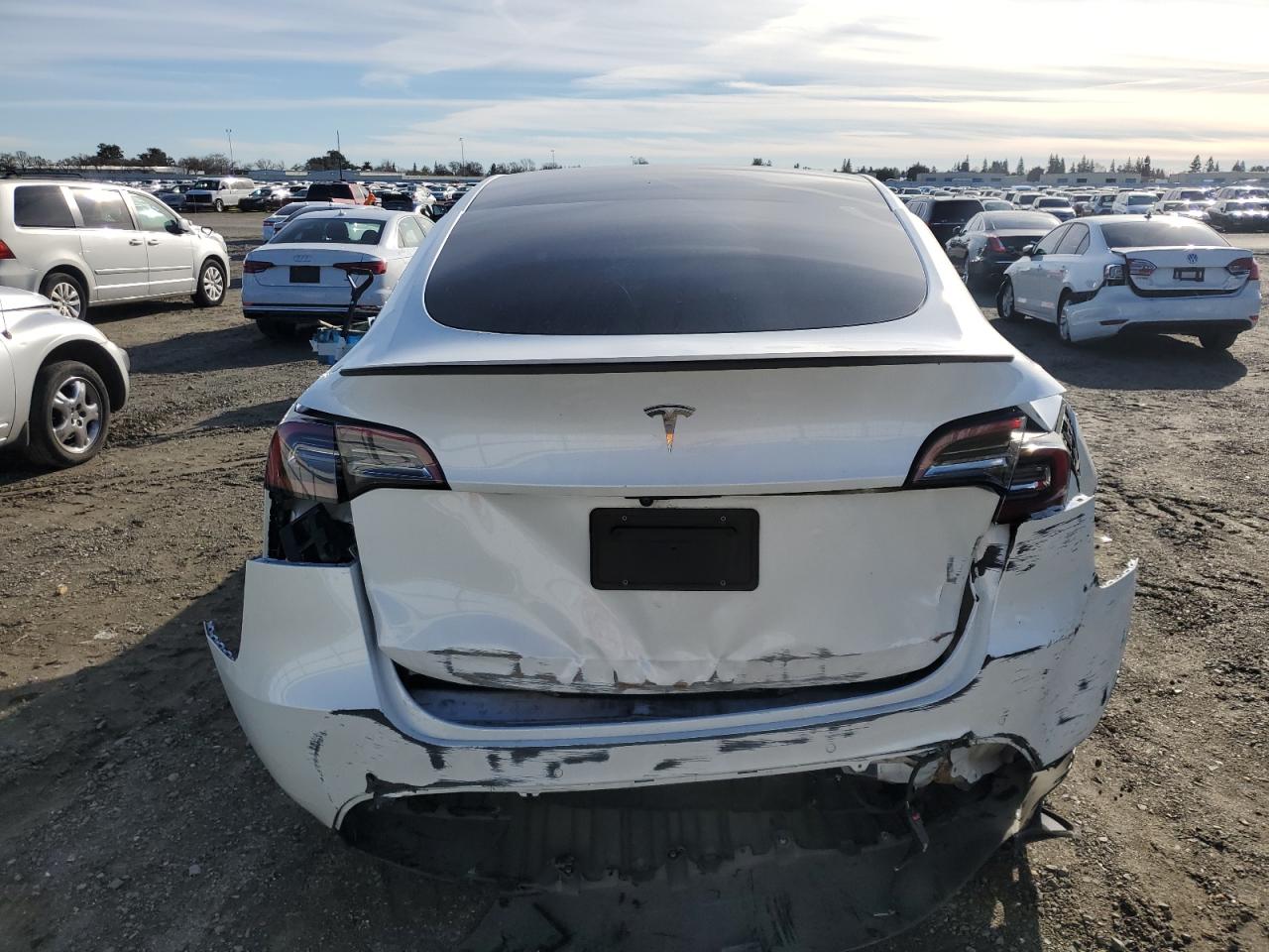 2021 Tesla Model Y VIN: 5YJYGDEE4MF213759 Lot: 86854244