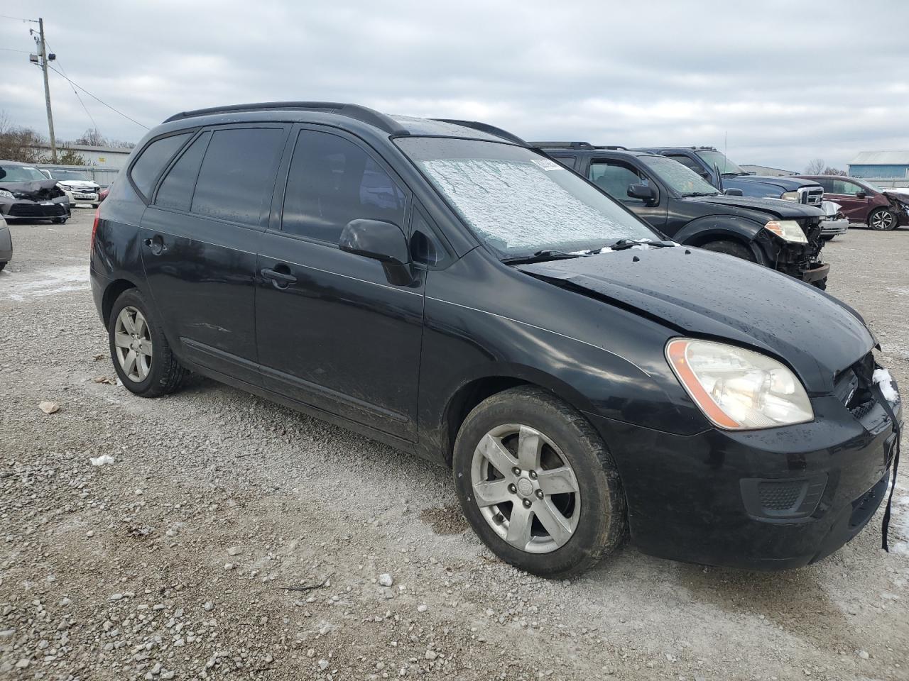 2008 Kia Rondo Base VIN: KNAFG525587165070 Lot: 82879854