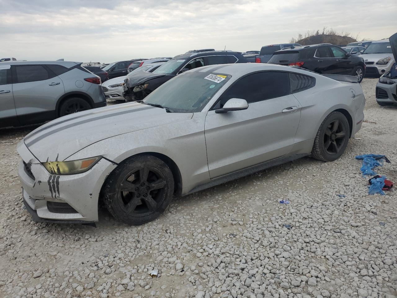 1FA6P8AM8F5329682 2015 Ford Mustang