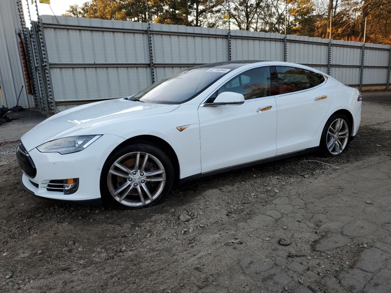 5YJSA1S11EFP54096 2014 Tesla Model S