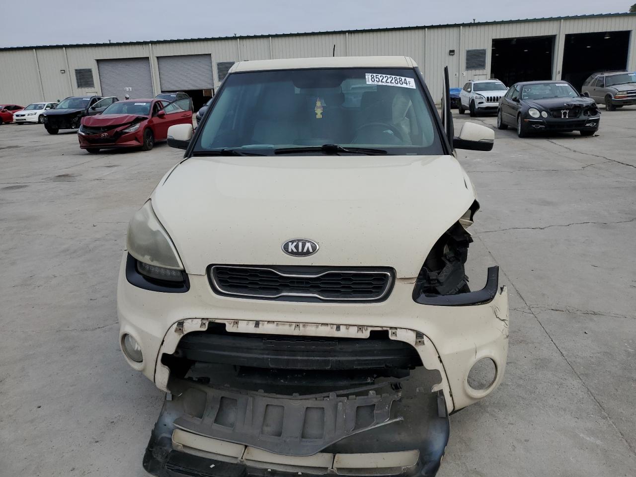 2013 Kia Soul + VIN: KNDJT2A64D7575077 Lot: 85222884