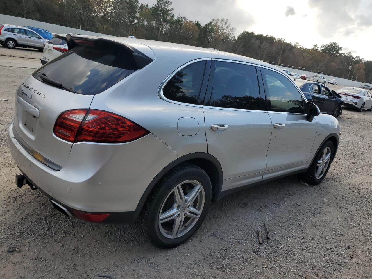 WP1AE2A28BLA93643 2011 Porsche Cayenne S Hybrid