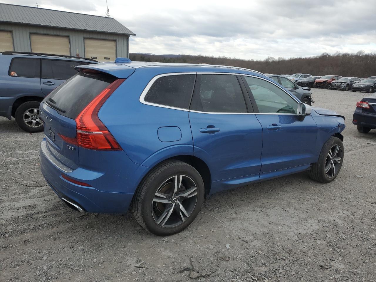 YV4102RM6J1023815 2018 Volvo Xc60 T5 R-Design