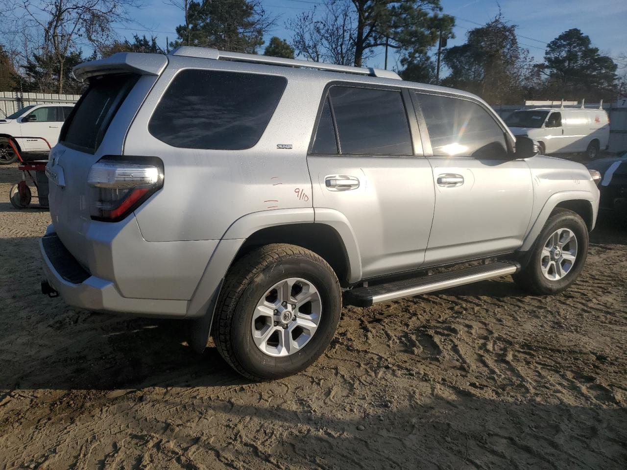 JTEBU5JR2J5503004 2018 Toyota 4Runner Sr5/Sr5 Premium