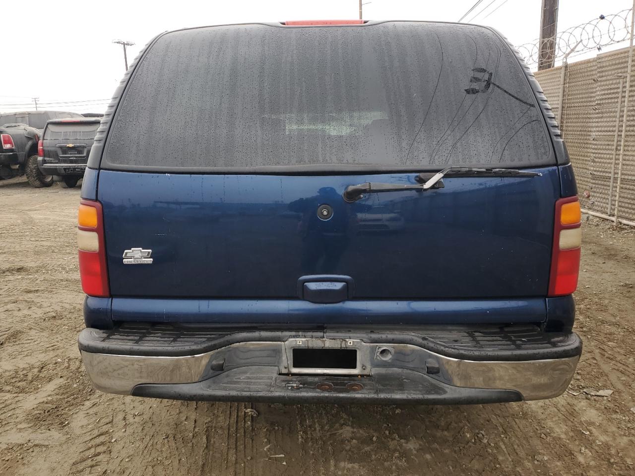 2002 Chevrolet Suburban C1500 VIN: 3GNEC16T12G241527 Lot: 86607204