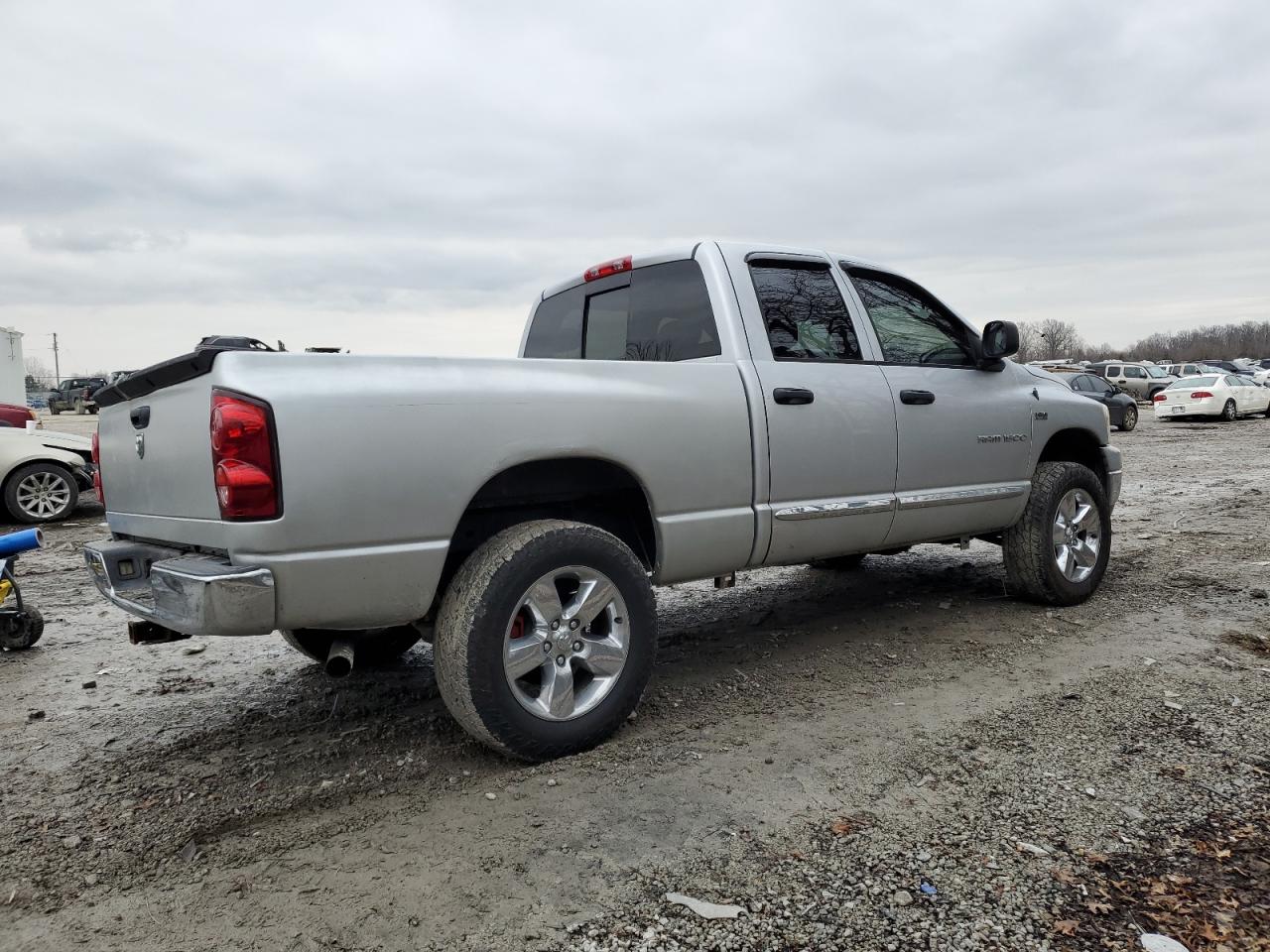 2007 Dodge Ram 1500 St VIN: 1D7HU18227J637646 Lot: 85814834