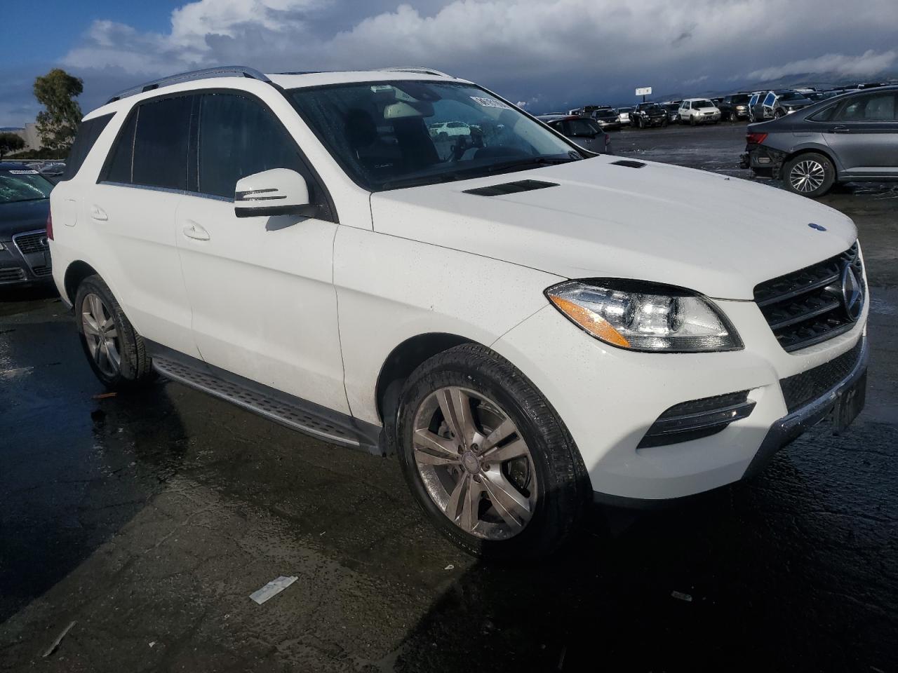 2014 Mercedes-Benz Ml 350 4Matic VIN: 4JGDA5HB3EA330939 Lot: 86181904