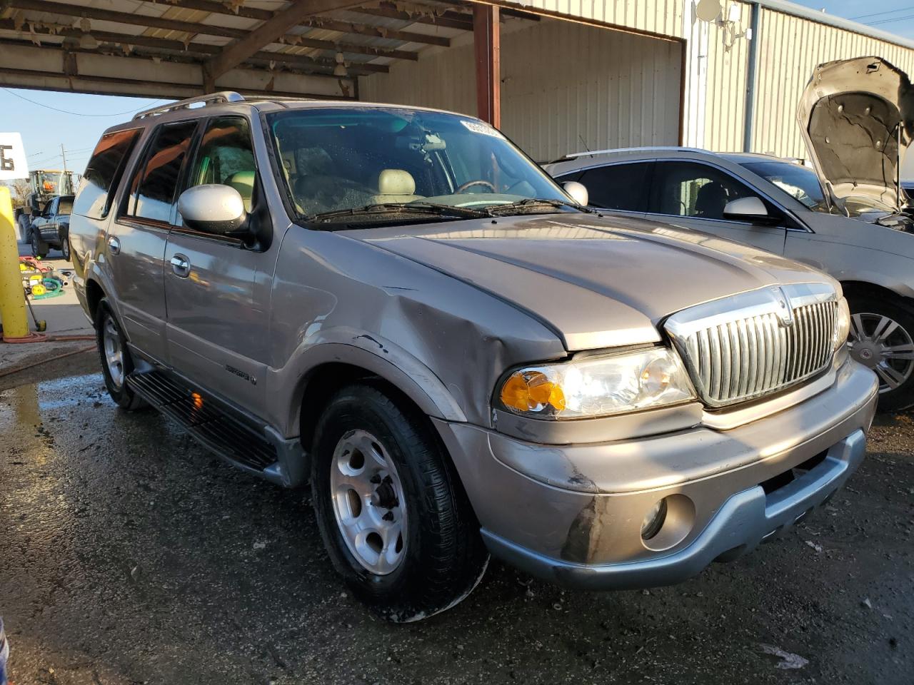 5LMEU27R32LJ00078 2002 Lincoln Navigator