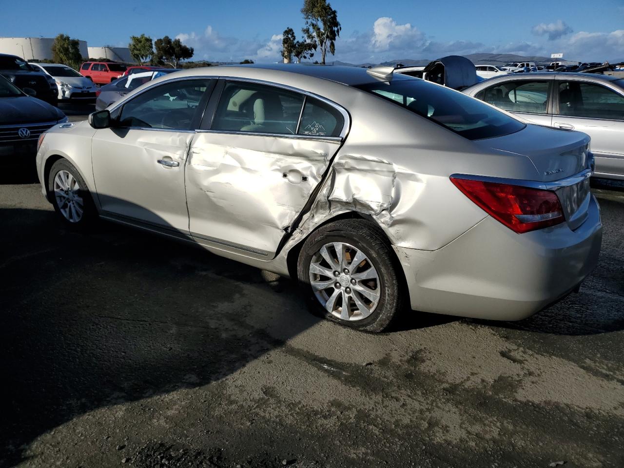 2015 Buick Lacrosse VIN: 1G4GA5GR8FF221800 Lot: 85993054