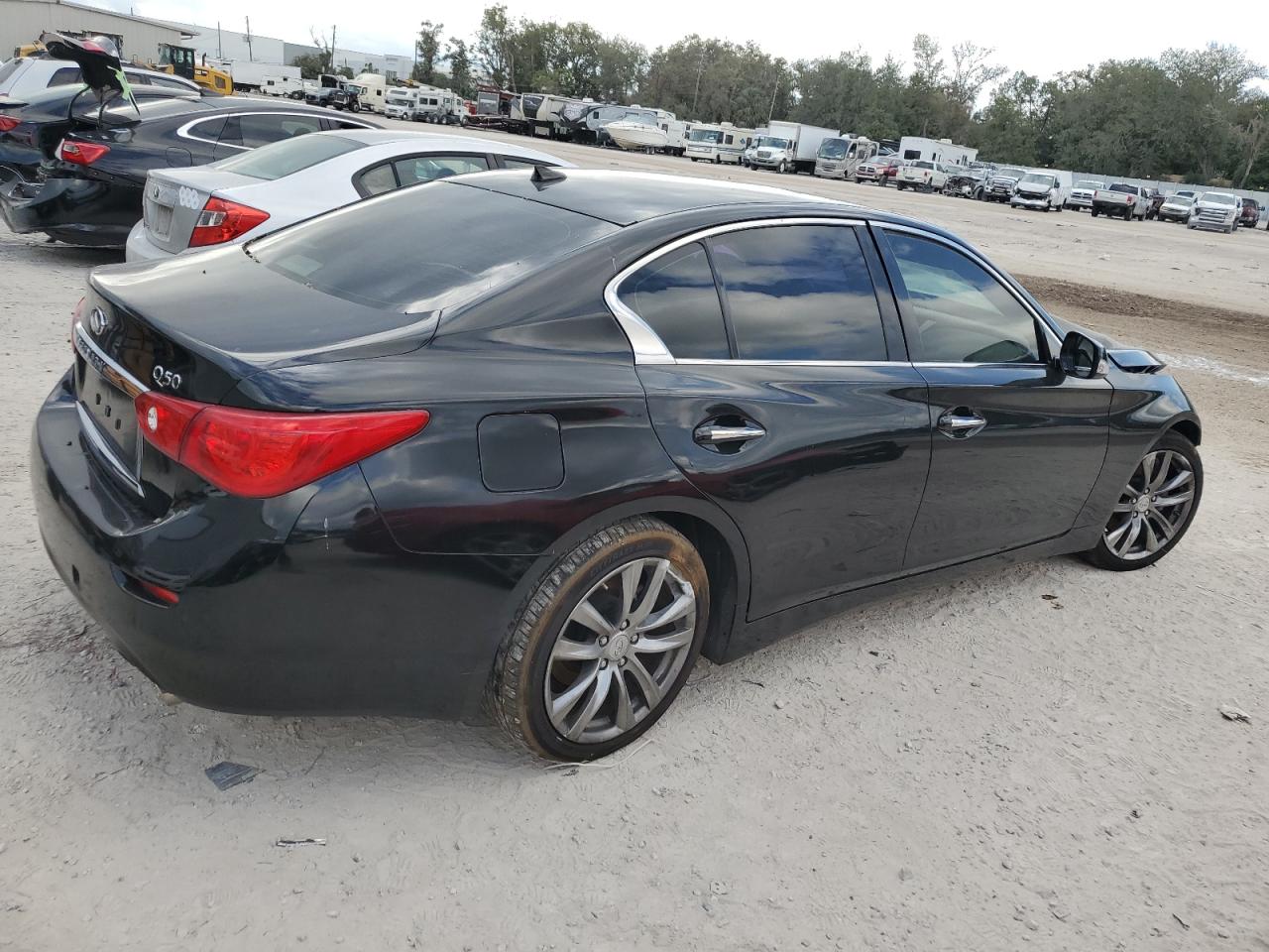 2015 Infiniti Q50 Base VIN: JN1BV7AP6FM333676 Lot: 86860624