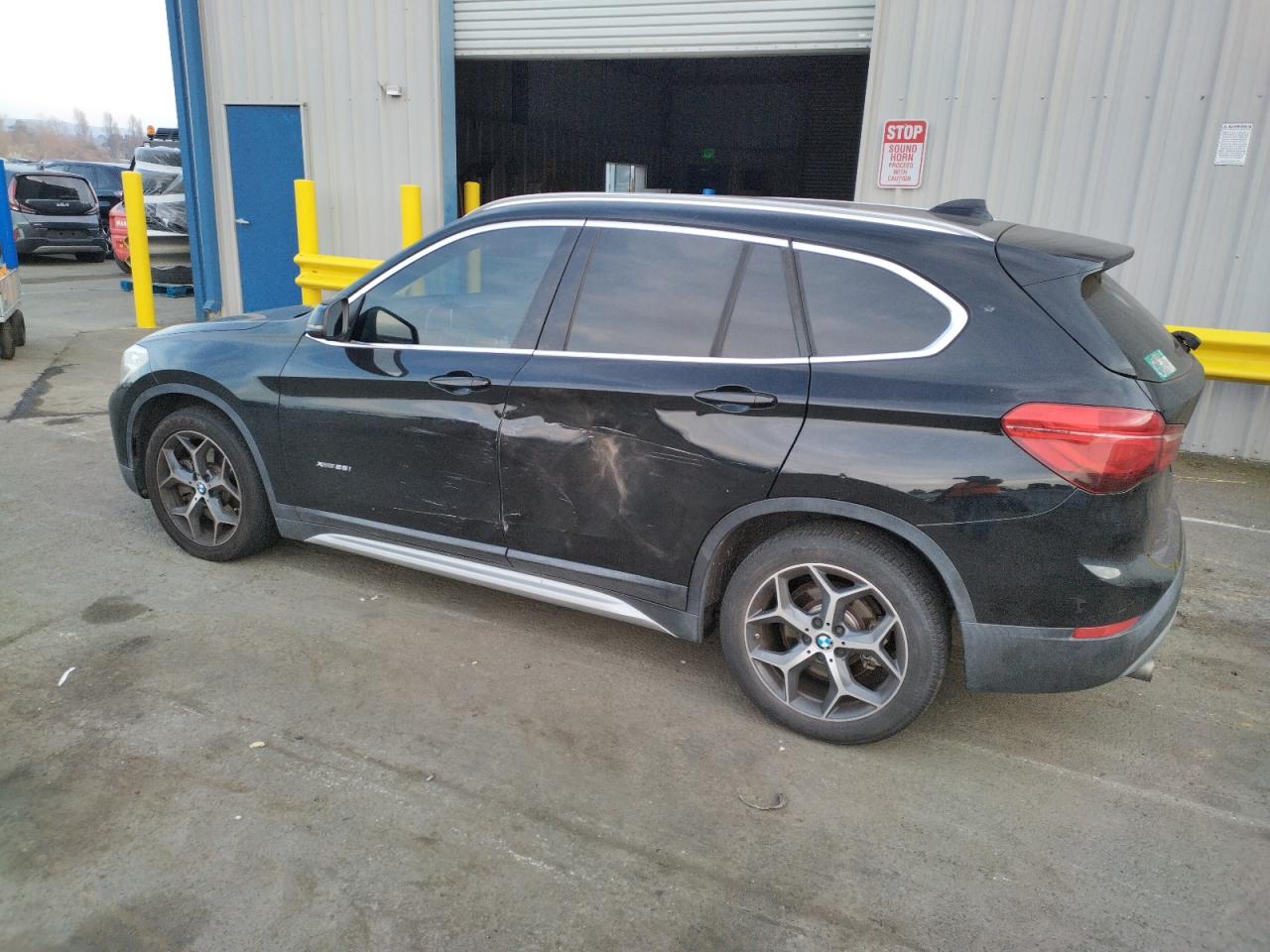 WBXHT3C3XGP886320 2016 BMW X1 xDrive28I