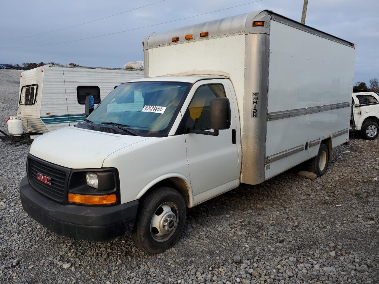 2007 GMC Savana Cutaway G3500 VIN: 1GDHG31U171902416 Lot: 82623654